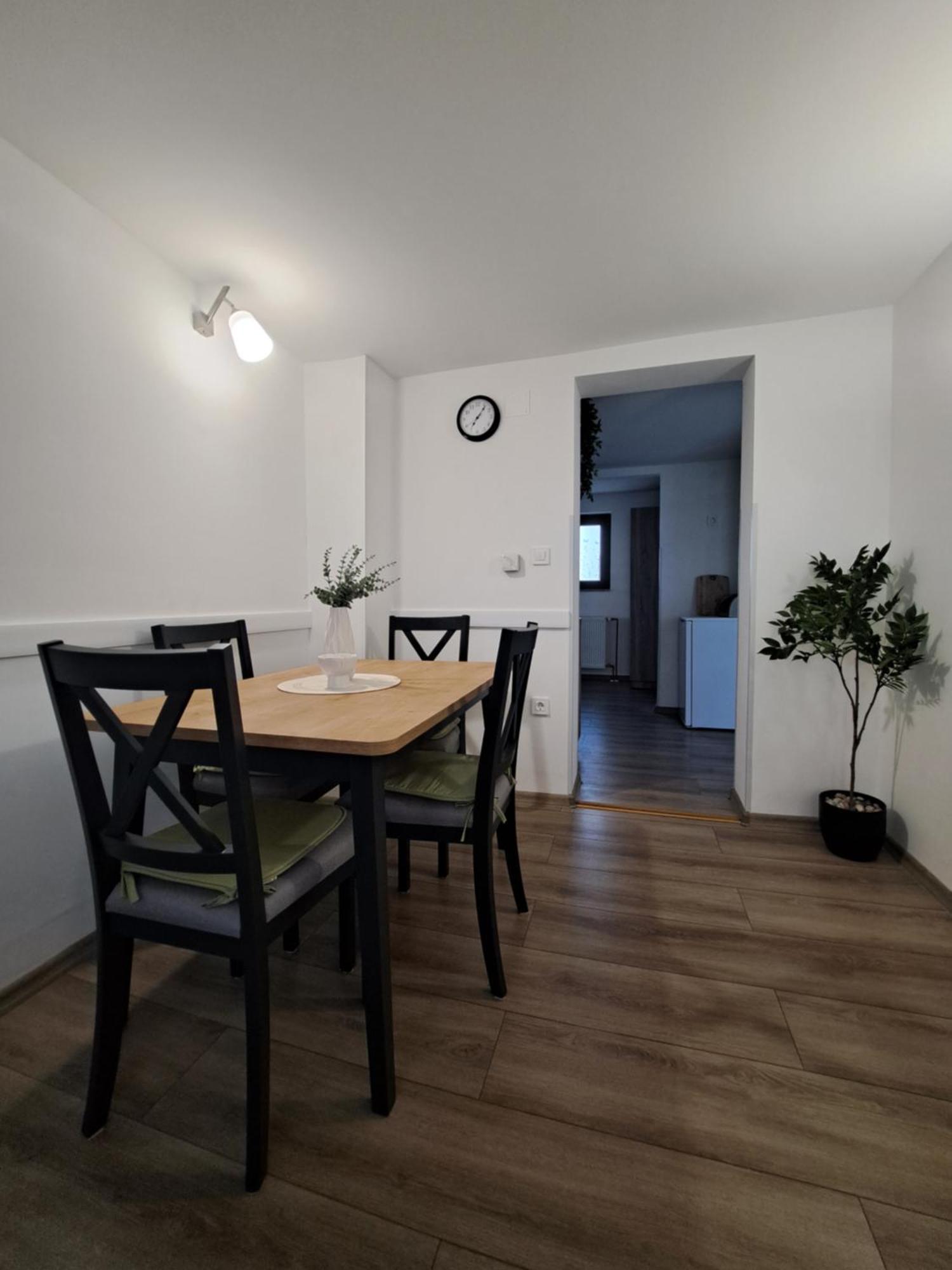 Apartman Luma Gospić エクステリア 写真